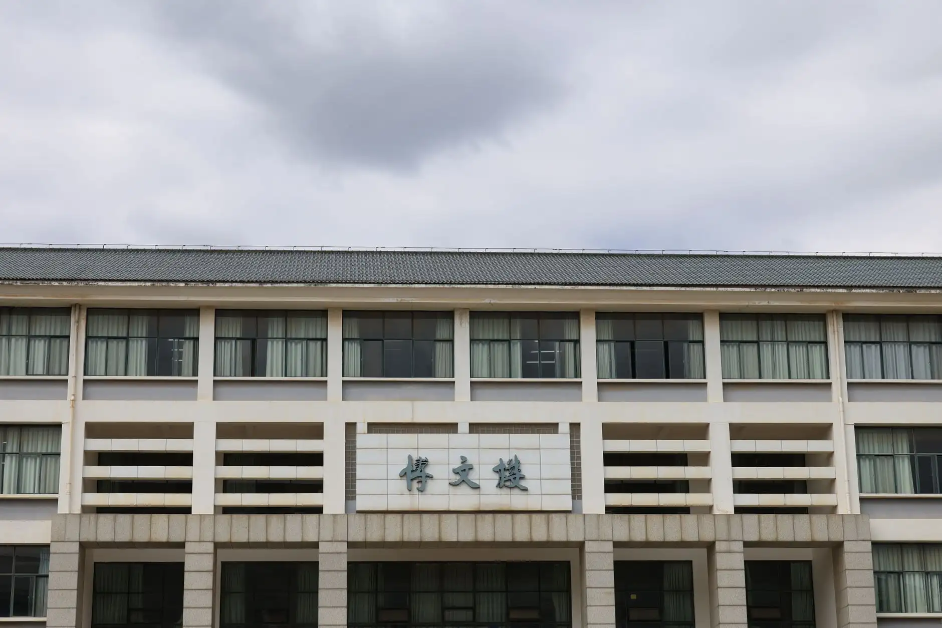 上海寅捌商贸有限公司日用百货批发产品型号参数对比与选型分析